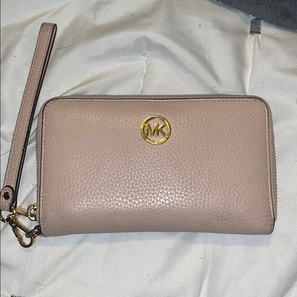 Michael Kors wallet - Picture 1 of 4